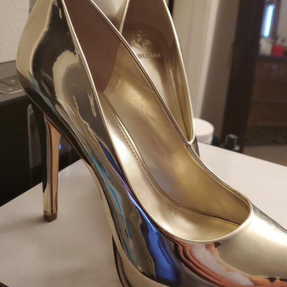 Guess heels